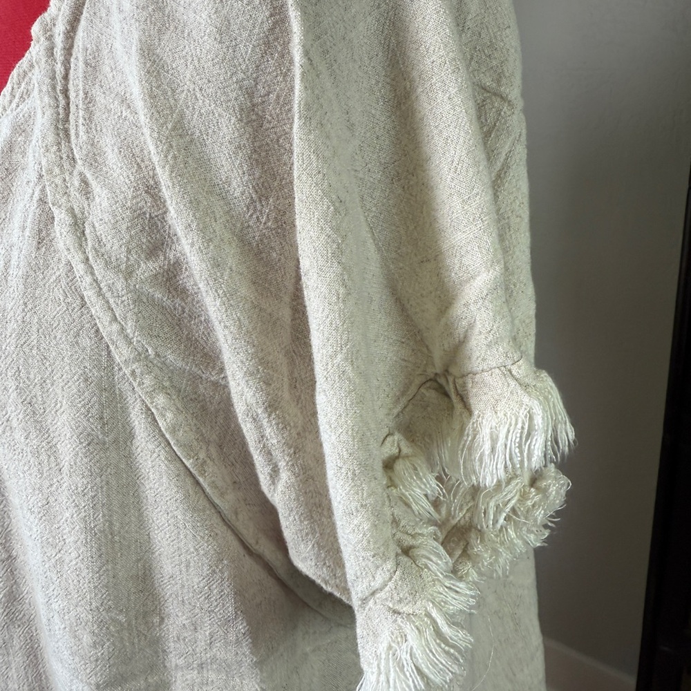 Umgee USA Linen Beige Cotton Blend Fringe Sleeve Tie Front Top Size XL - Picture 3 of 6